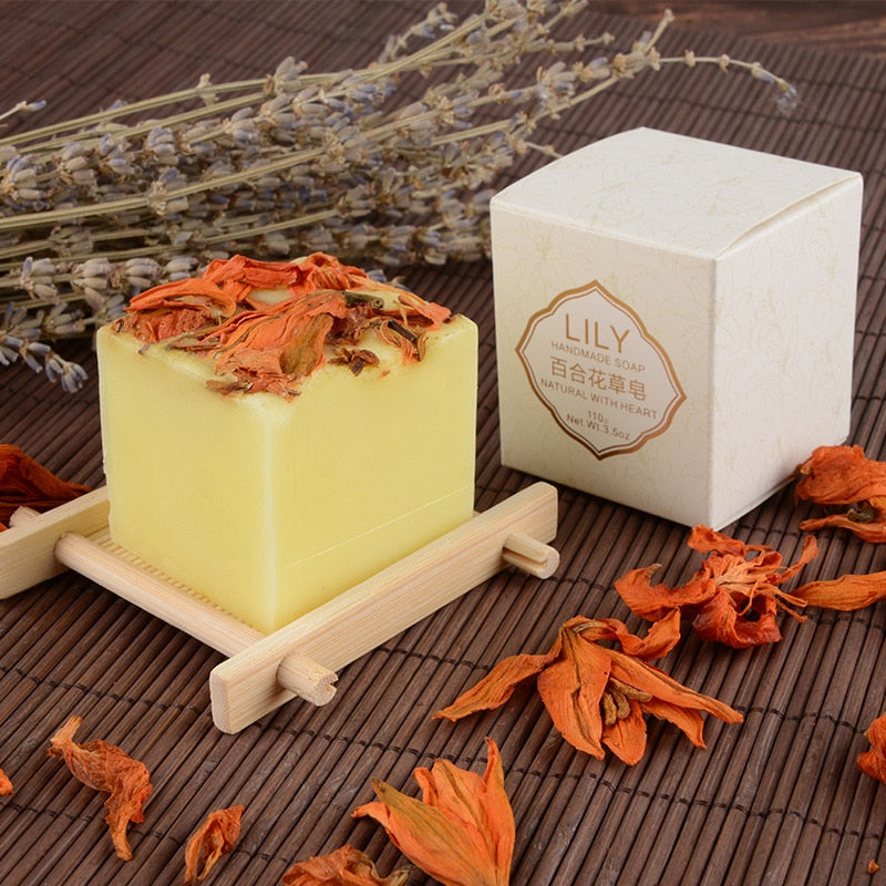 Dry Flower & Oil Soap | Handmade Soap | SoapFinds